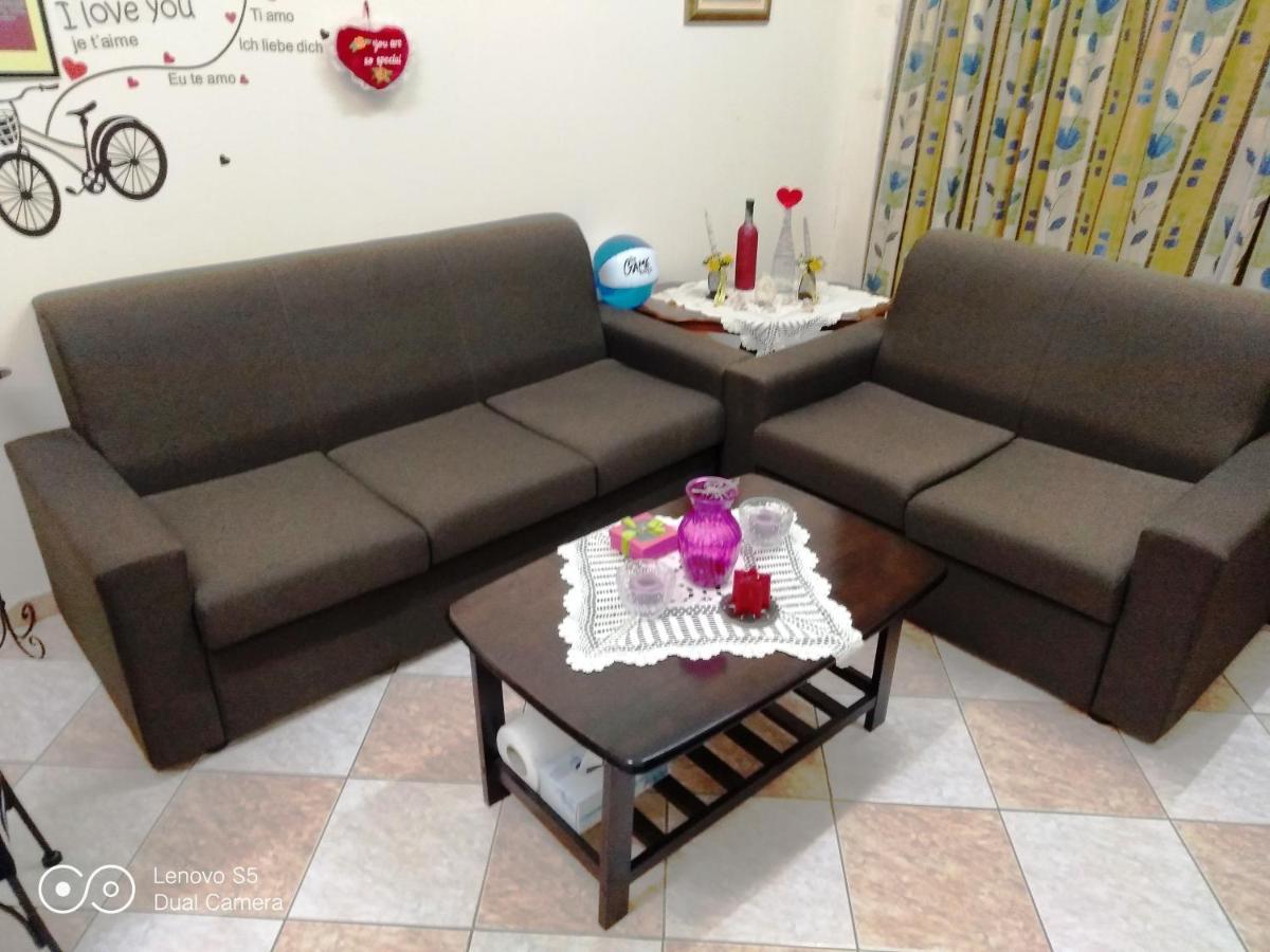-= Studio Love =- Xylophaghou Dış mekan fotoğraf
